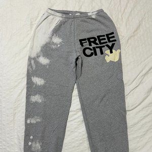 FreeCity BLEACHOUT OG sweatpant - heatheryumm: Never worn!